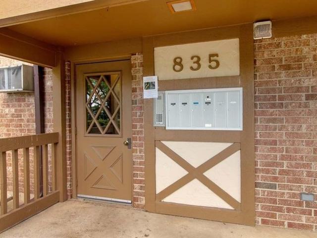 Condo for sale in Arlington Heights, Illinois
