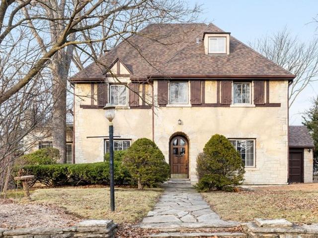 House for sale in Highland Park, Illinois
