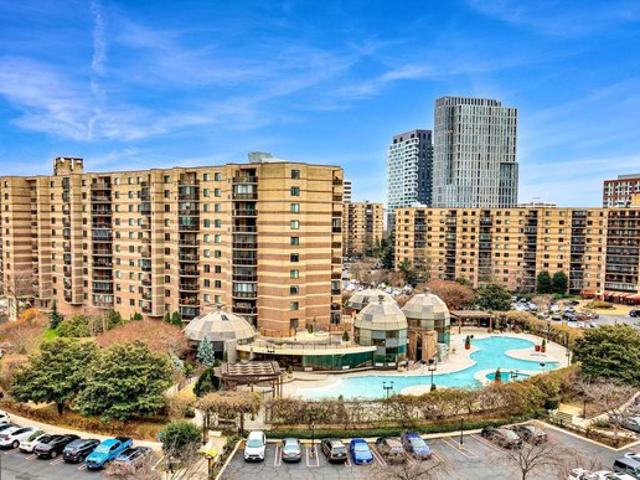 Condo for sale in Virginia