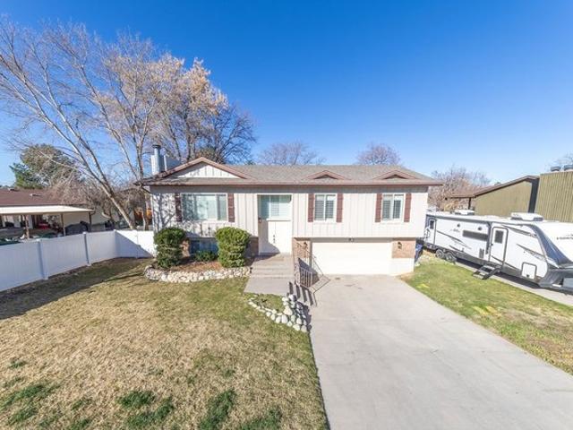 House for sale in Sandy, Utah