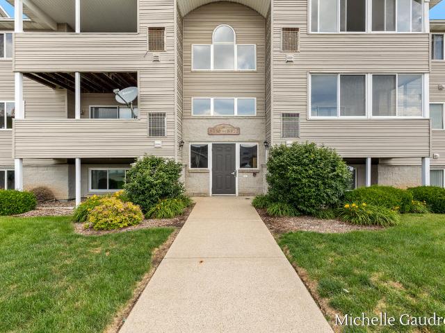 Condo for sale in Caledonia Charter Township, Michigan