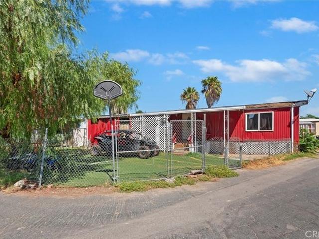 House for sale in Fontana, San Bernardino County