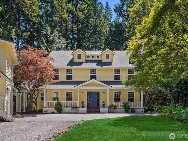 House for sale in Bainbridge Island, Washington