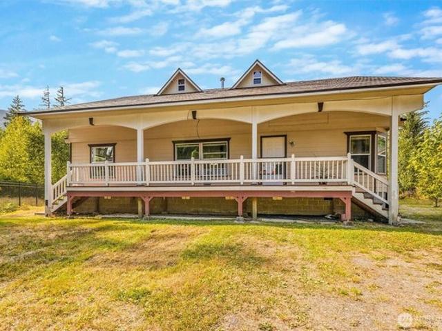 House for sale in Deming, Washington