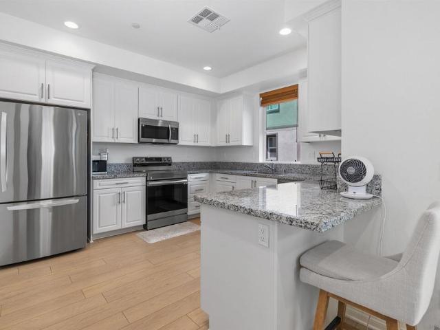Townhouse for sale in Lemon Grove, California