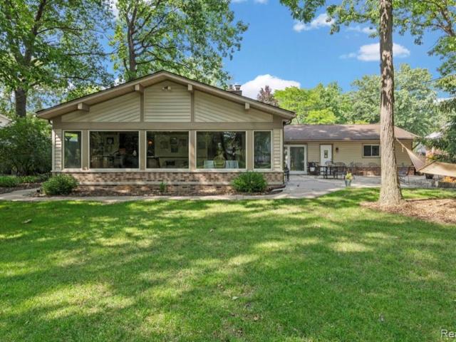 House for sale in Grosse Ile, Michigan