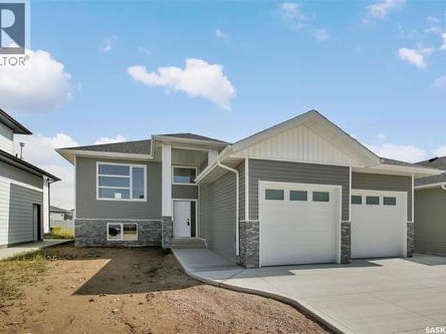 House for sale in Warman, Saskatchewan