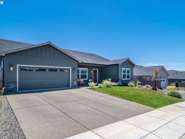 House for sale in Oregonia