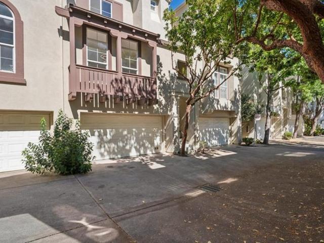 Townhouse for sale in Milpitas, California