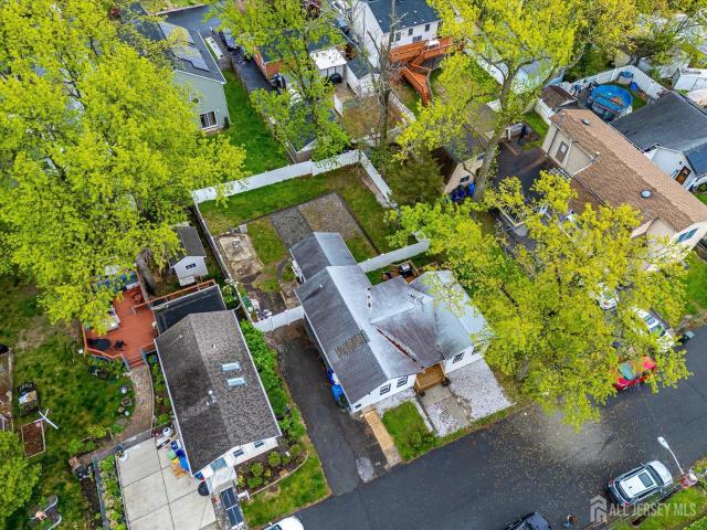 House for sale in Cliffwood, New Jersey