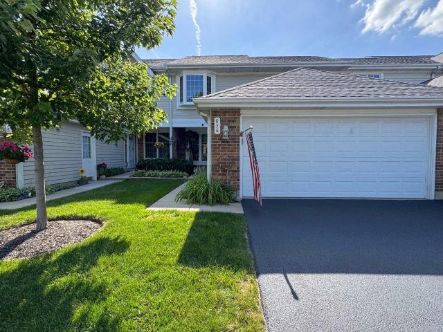 House for sale in Mchenry, Illinois