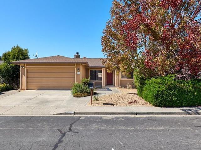 House for sale in Quail Glen, Suisun City