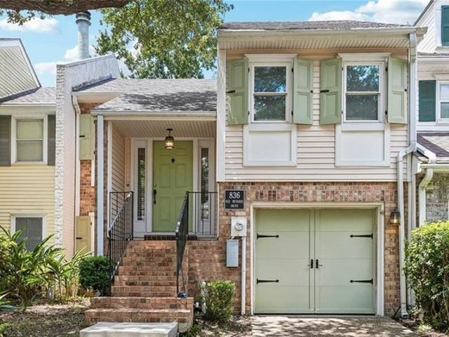 Townhouse for sale in Shrewsbury, Metairie