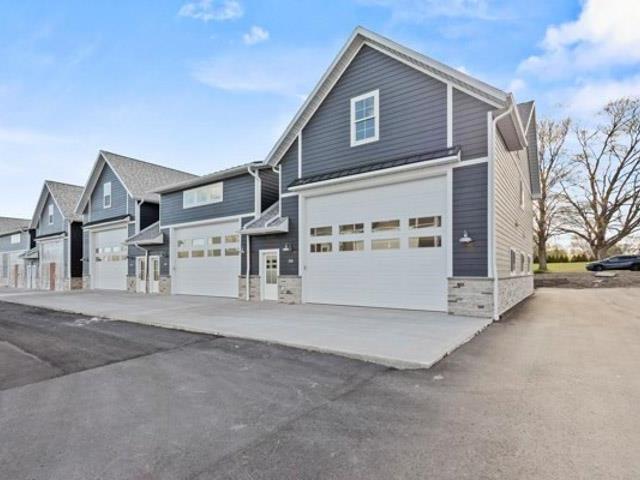 Condo for sale in Sturgeon Bay, Wisconsin