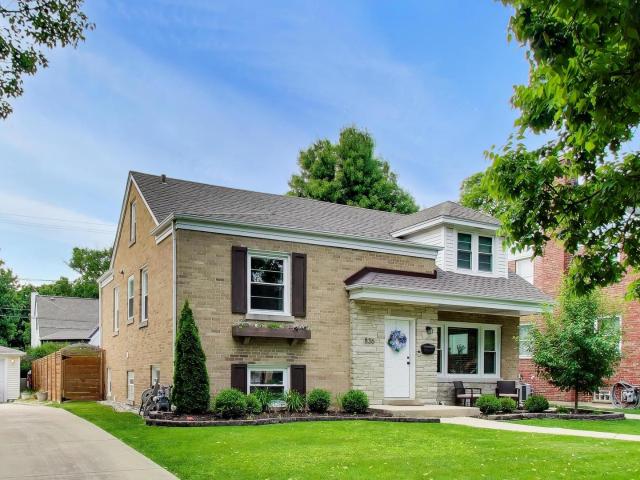 House for sale in La Grange, Illinois
