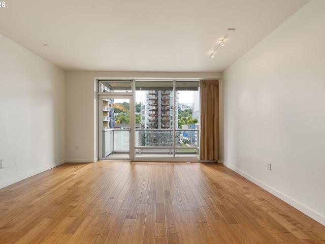 Condo for sale in Oregonia