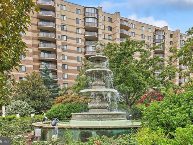 Condo for sale in McLean, Fairfax County