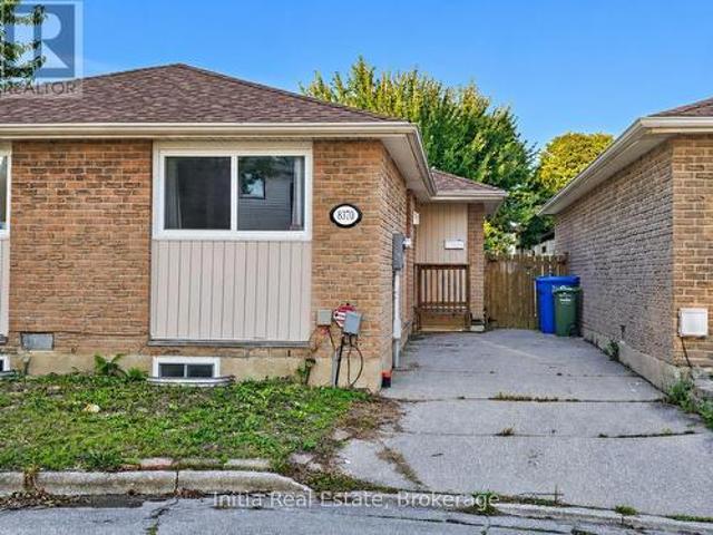 House for sale in Riverside, Windsor