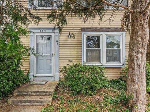 Townhouse for sale in Virginia
