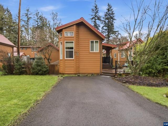 House for sale in Oregonia
