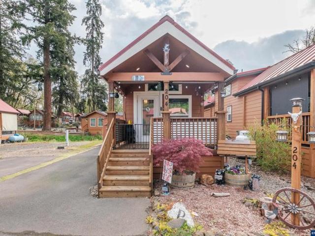 House for sale in Oregonia