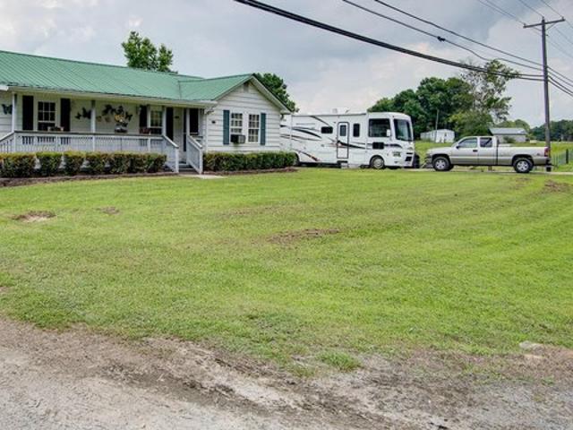 House for sale in Boaz, Alabama