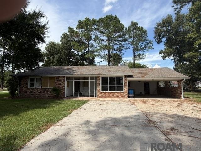 House for sale in New Roads, Louisiana