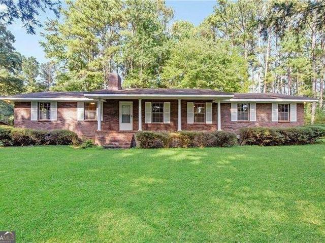 House for sale in Fairburn, Georgia