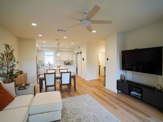 Townhouse for sale in Lemon Grove, California