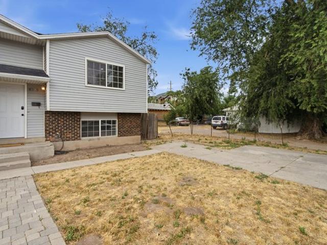 Condo for sale in Magna, Utah