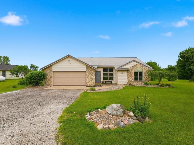 House for sale in Kendallville, Indiana