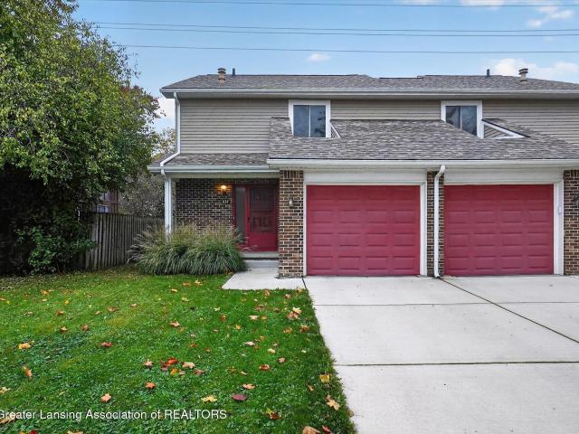 House for sale in Whitehills, East Lansing