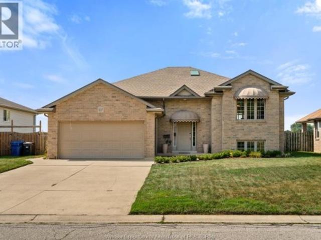 House for sale in Kingsville, Ontario