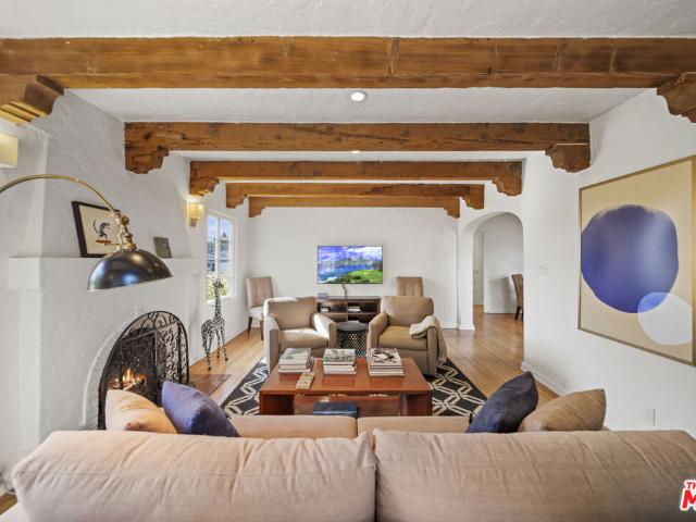 Property for rent in Canoga Park, California