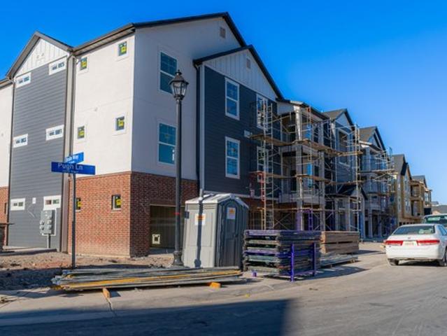 Condo for sale in Saratoga Springs, Utah