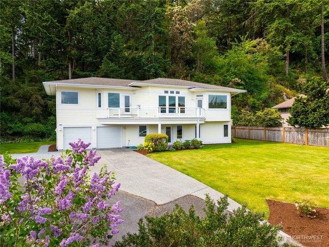 House for sale in La Conner, Washington