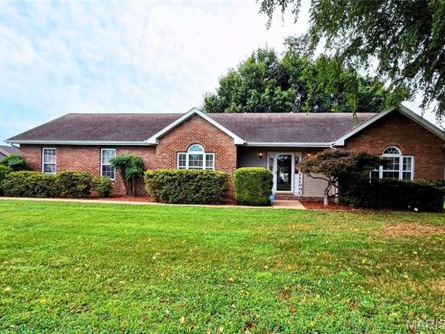 House for sale in Sikeston, Missouri