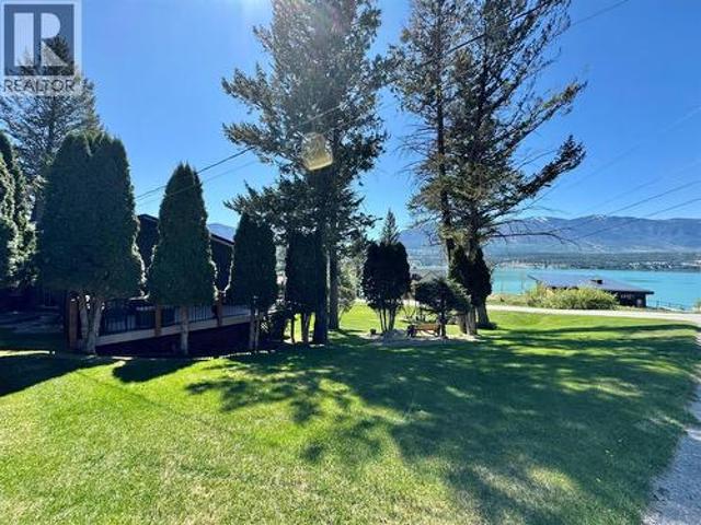 House for sale in Canal Flats, British Columbia