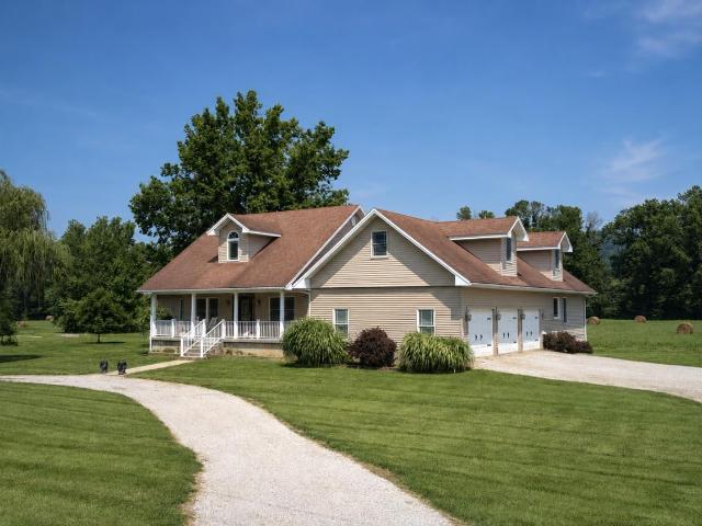 House for sale in Manchester, Ohio