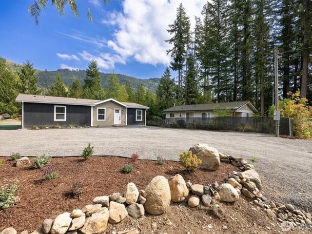 House for sale in Deming, Washington