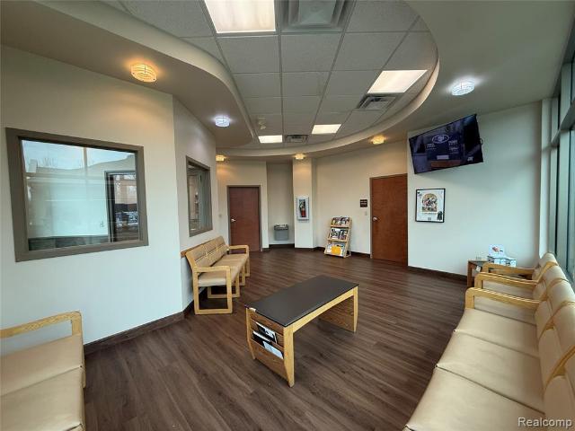 Commercial for sale in Grand Blanc, Michigan