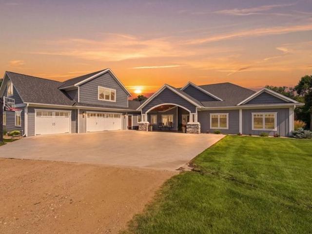 House for sale in New London, Minnesota