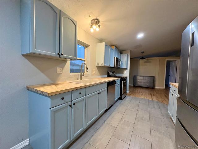 House for sale in Dupont, Colorado