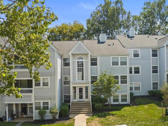 Condo for sale in Ellicott City, Maryland