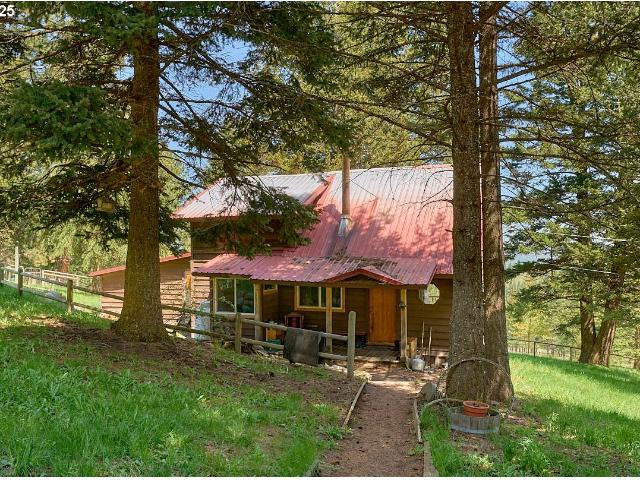 House for sale in Joseph