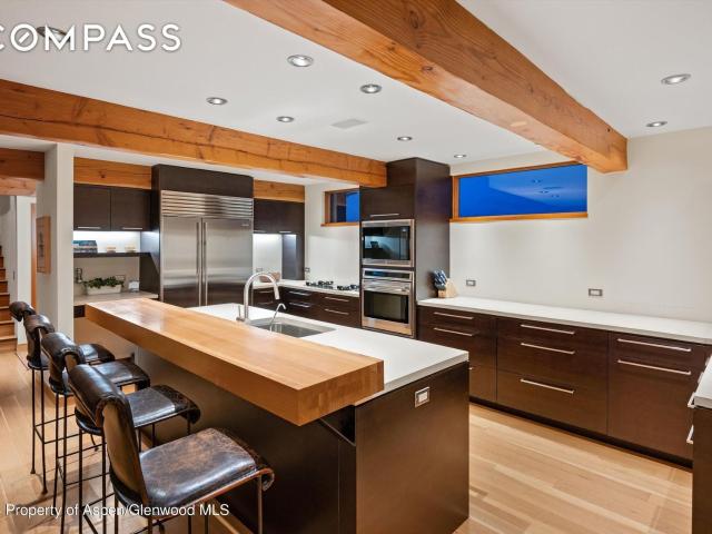 House for sale in Woody Creek, Colorado