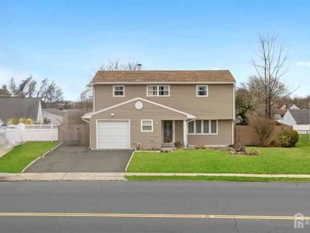 House for sale in Perth Amboy, New Jersey