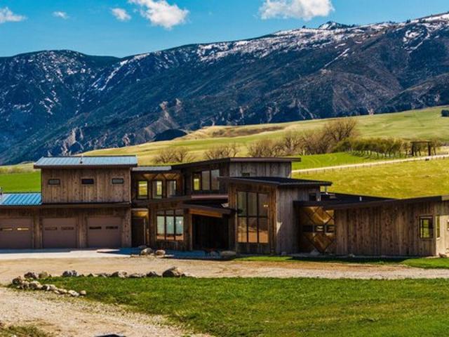 House for sale in Wyoming