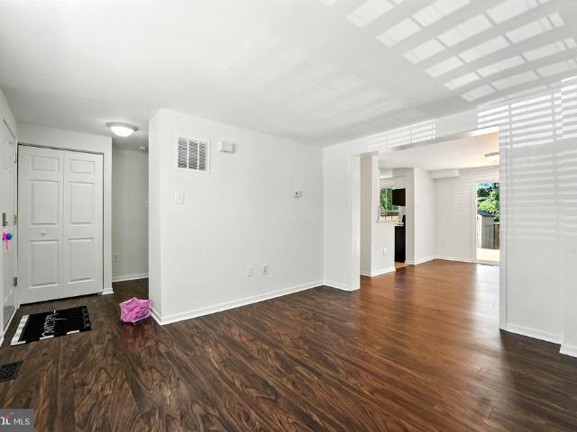 Townhouse for sale in Warrenton