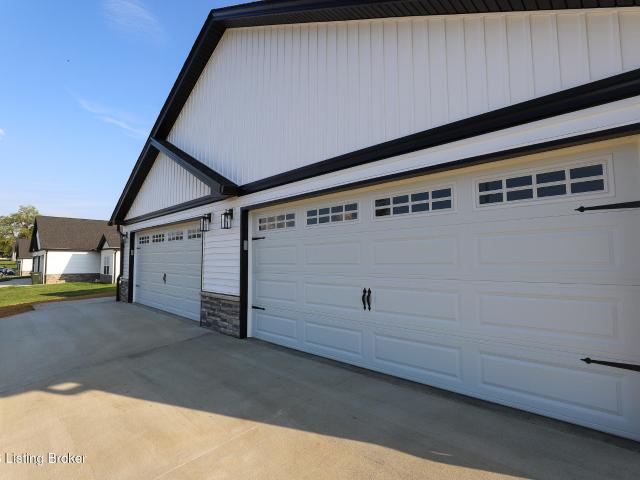 House for sale in Vine Grove, Kentucky
